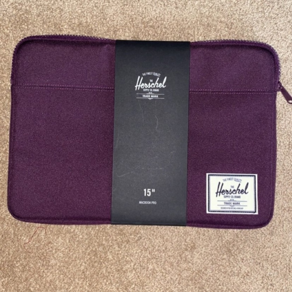 NEW!! 15” Plum Herschel Laptop Bag